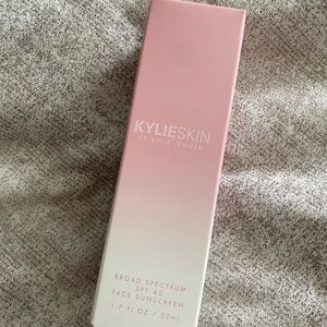 Kylie Skin Face Sunscreen
